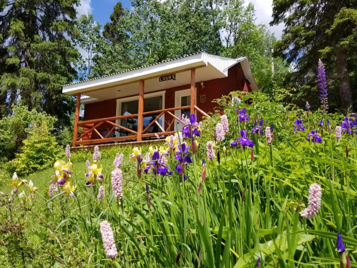 Saint-Michel Kan-A-Mouche Pourvoirie Auberge Et Chalets المظهر الخارجي الصورة